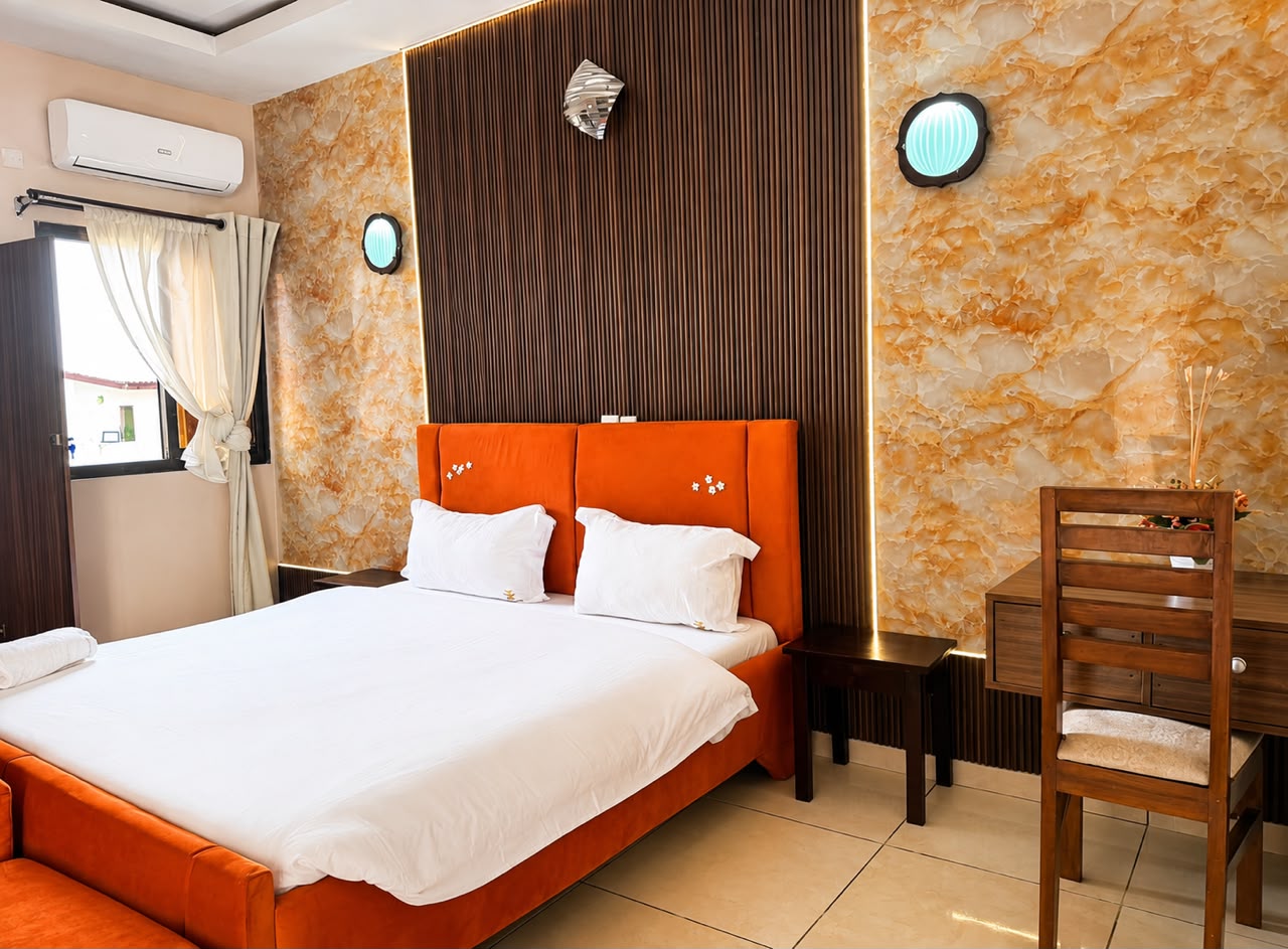 MINI SUITE